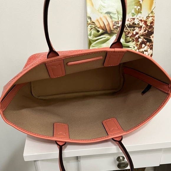 Michael Kors Coated Canvas Handbag Salmon Colored - Picture 3 of 15
